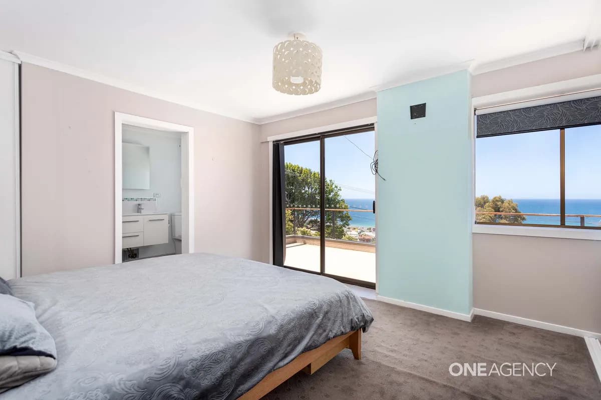 Bed_Up_ocean.webp