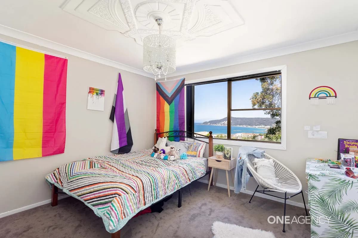 Bed2_Ocean.webp