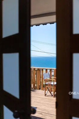 Door_ocean.webp